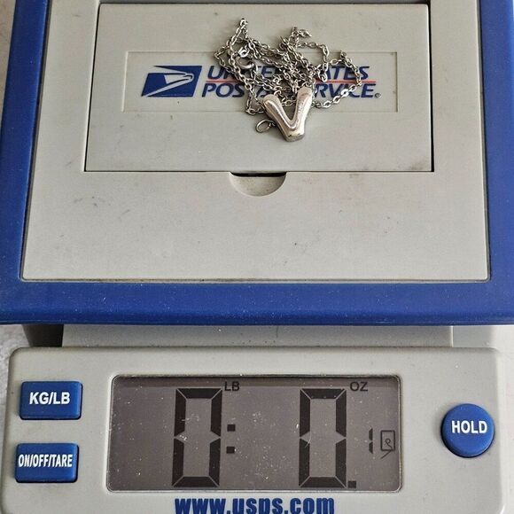 Vintage Sarah Coventry Initial V Pendant Silver Tone Chain Choker Necklace‎ - Picture 10 of 11